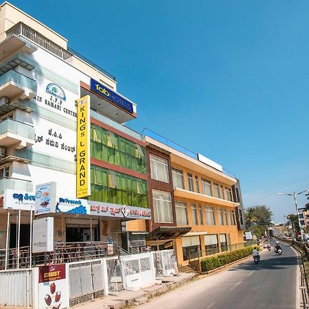 Fabhotel Kings L Grand Mysore Exteriör bild